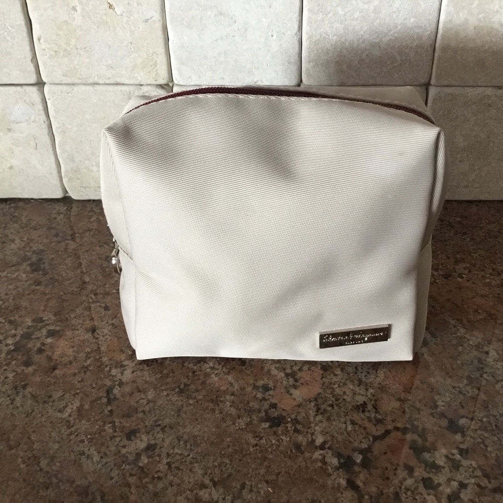 NEW SALVATORE FERRAGAMO AND ALITALIA COSMETIC BAG